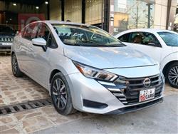 نيسان فيرسا